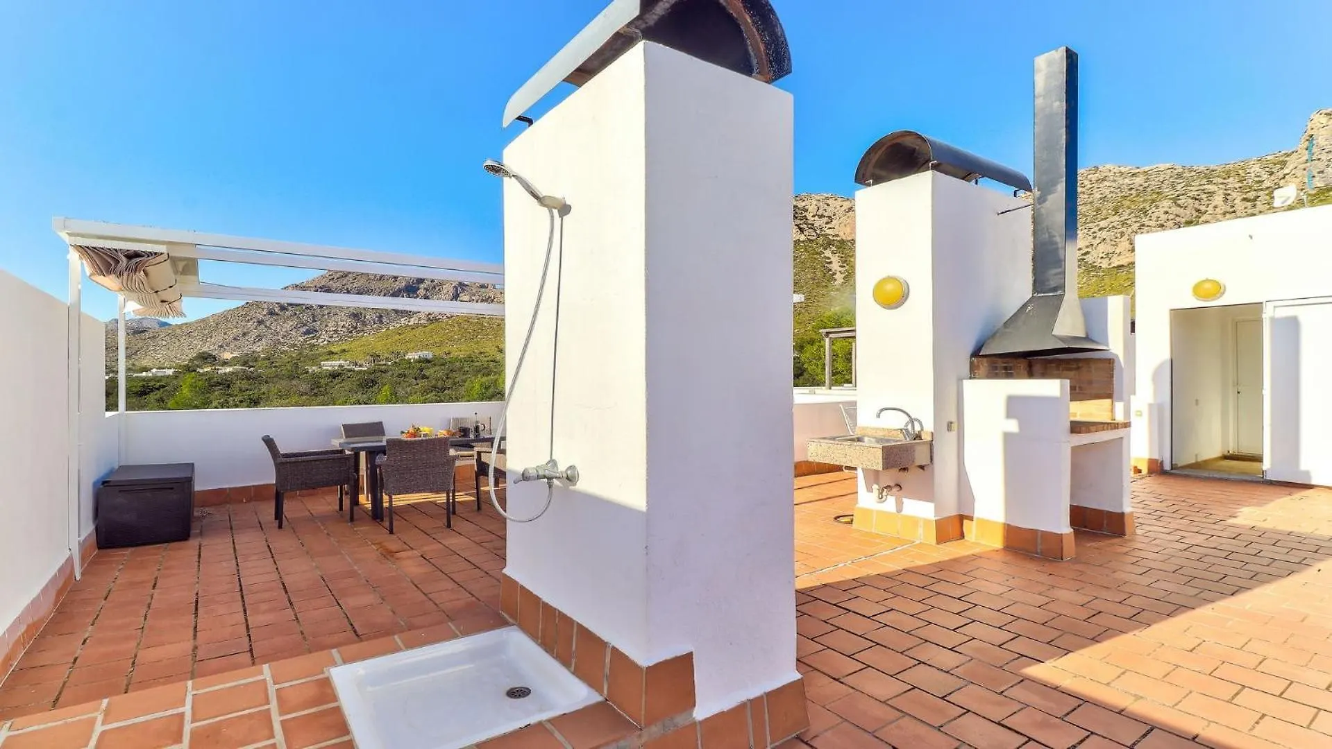 Penthouse Apartment N Port de Pollença Hiszpania
